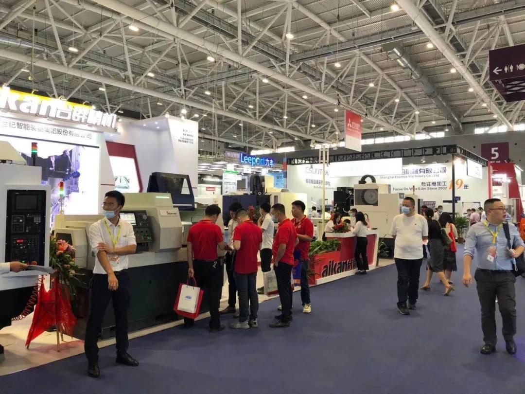 DB真人旗舰精机